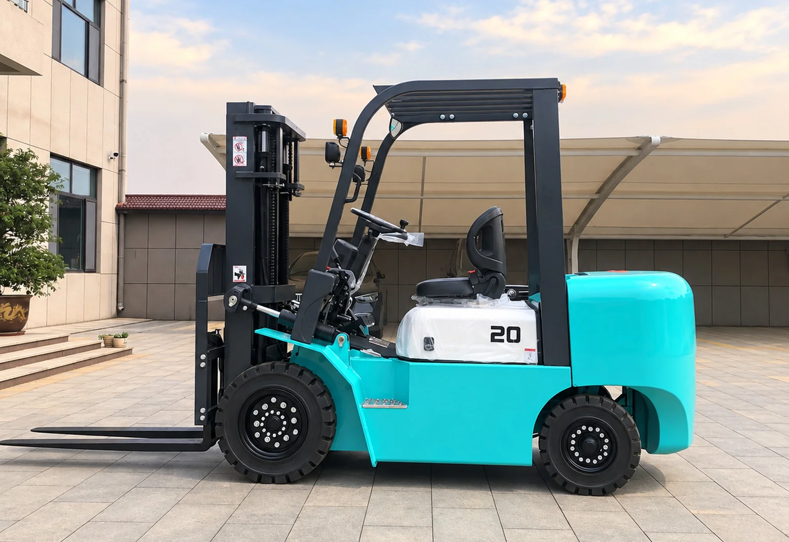 Вилочный электропогрузчик CPD-20B